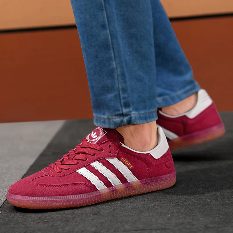Classic retro red anti slip comfortable low cut men's and women's board shoes casual sports shoes