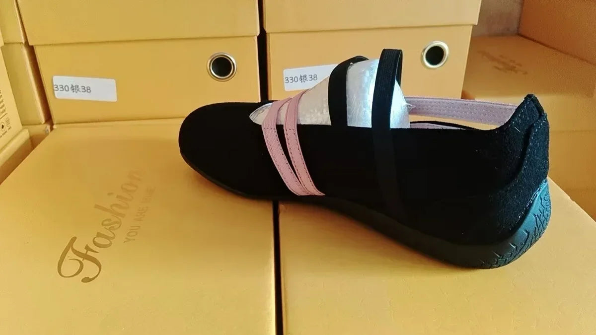 Women's Fashion Low Shoes 2025 Round Head Soft Bottom Mid Mouth Comfortable Ballet Shoes Retro Flat Bottom One Stirrup Sneakers