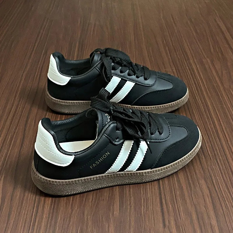 New Women's Board Shoes Fashionable Casual Sports Thick Sole Elevated Women's Casual Shoes