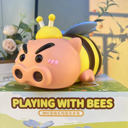 Crayon Shin-chan Bee Xiaobai & Piggy Night Light - Cute Mini Figurine Desk Decor, Perfect for Fans. Adorable Collectible