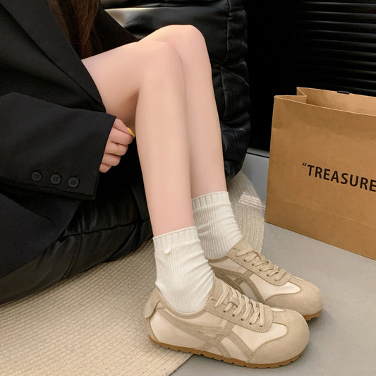 Women Sneakers Fashion Casual Flat Vulcanize Shoes Ladies Outdoor Walking Sneakers Women Comfortable Classical Designer Shoes