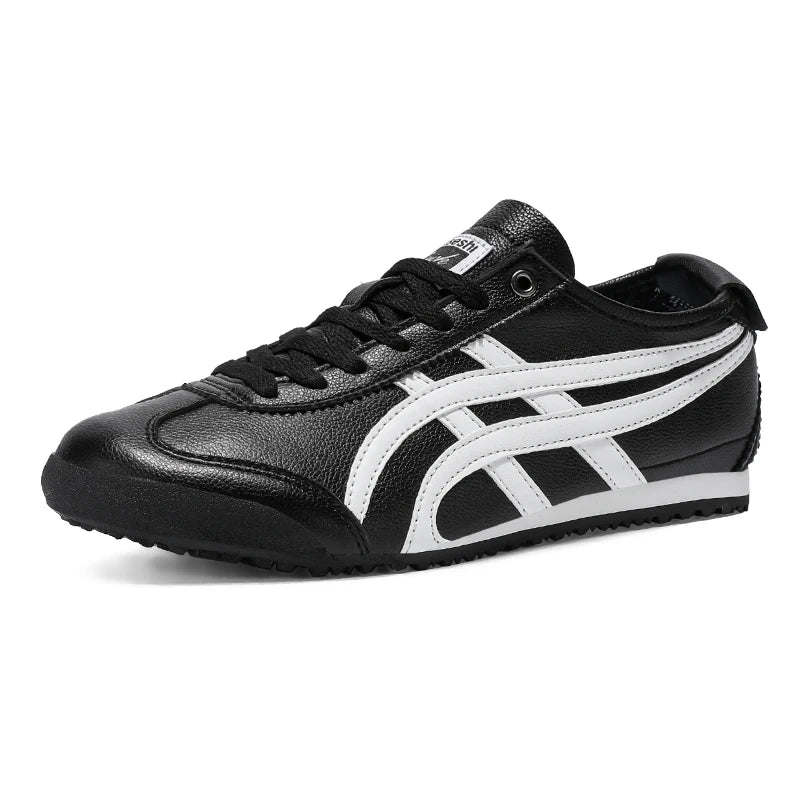 Couples casual shoes four season new soft-sole non-slip outdoor walking shoes unisex flat shoes fashion men's sports board shoes