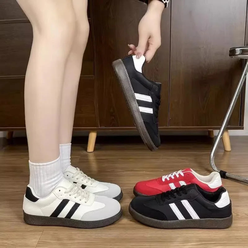 2025 Trendy Women's Retro Chunky Sole Shoes · Lightweight Non-Slip Breathable Mesh · Casual Sporty Style