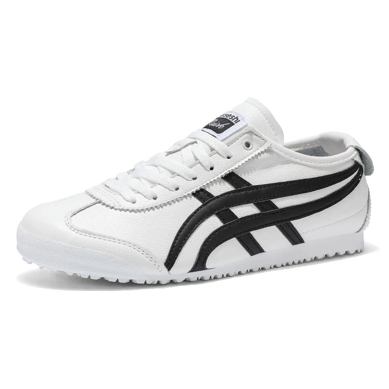 Couples casual shoes four season new soft-sole non-slip outdoor walking shoes unisex flat shoes fashion men's sports board shoes