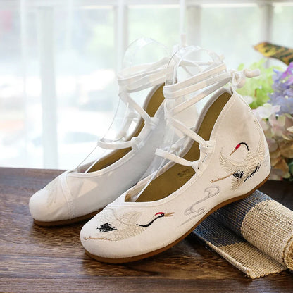 New Chinese Style Tradition Han Fu Shoes For Women Oriental Elegant Fairy Crane Embroidered Lace Up Flat Shoes Stage Show Shoes