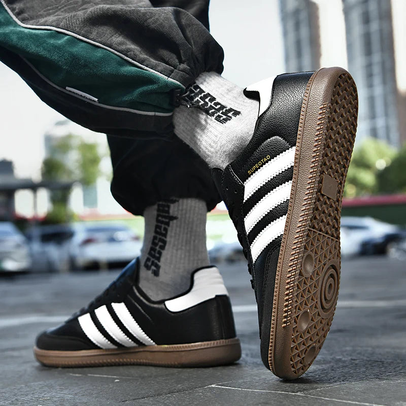 Summer Men's low-top Shoes New Korean Style All-match White Shoes Flat Sneakers Men's Trendy Sports Casual Shoes Breathable