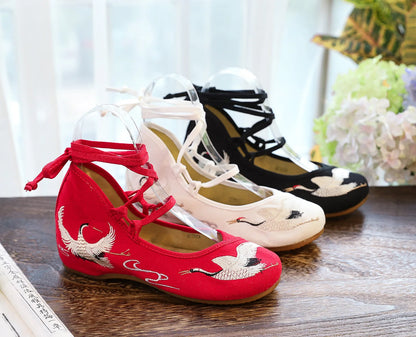 New Chinese Style Tradition Han Fu Shoes For Women Oriental Elegant Fairy Crane Embroidered Lace Up Flat Shoes Stage Show Shoes