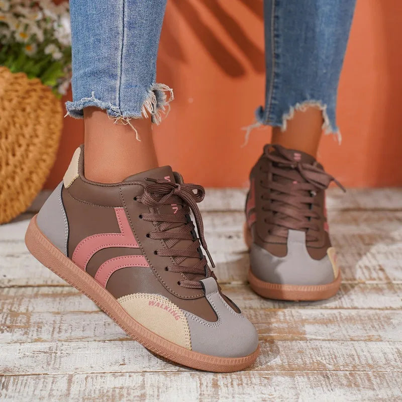 Autumn Women Fashion Trend Flat Sneakers Lightweight Soft Sole Sports Shoes for Women New Lace Up Casual Walking Sneakers