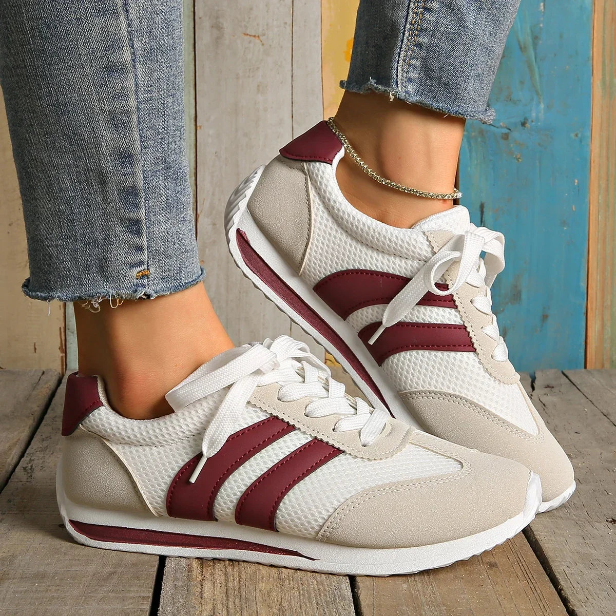 Outdoor Casual Flat Shoes Women Fashion Low-Top Sneakers Comfortable Anti-Slip Walking Shoes