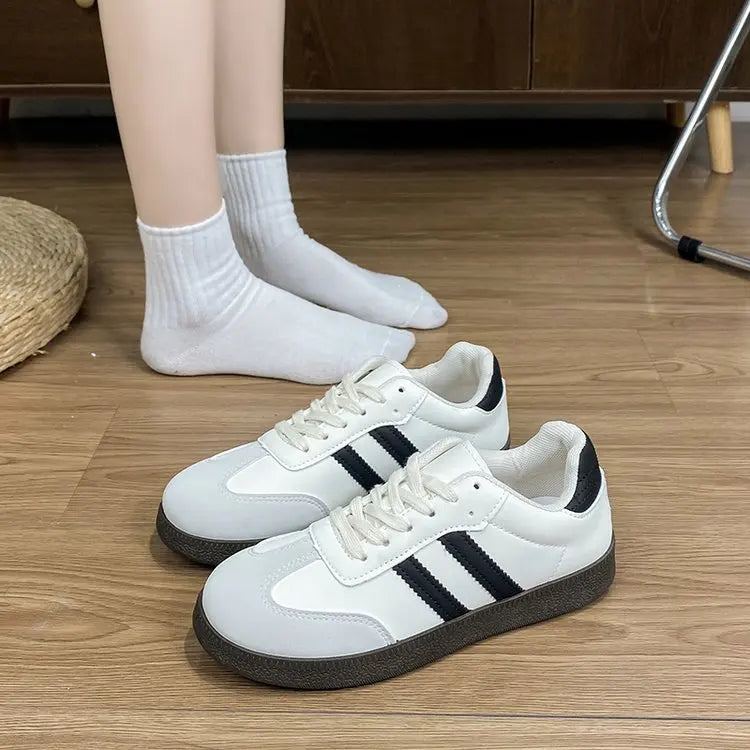 2025 Trendy Women's Retro Chunky Sole Shoes · Lightweight Non-Slip Breathable Mesh · Casual Sporty Style