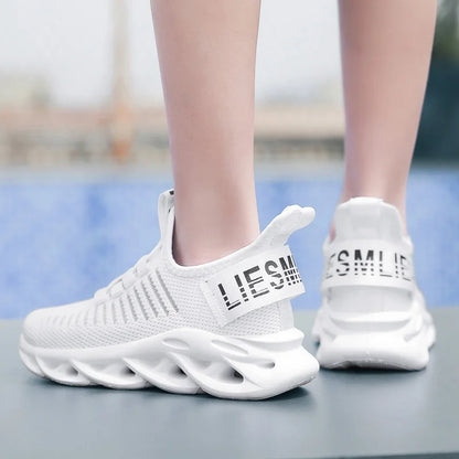 2025 Hot Sale Fashion Red Children's Running Shoes Breathable Mesh Blade Sneakers Size 26-39 Outdoor Sports Shoes Trainers Kids
